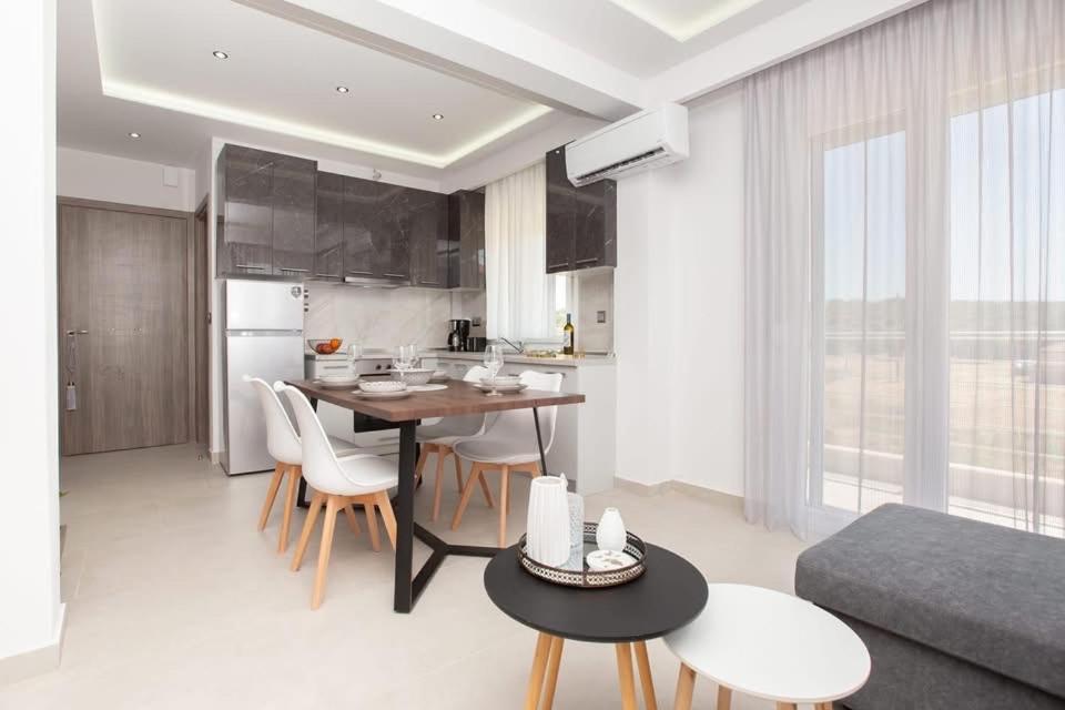 Marane Luxury Suites Νέα Μουδανιά Εξωτερικό φωτογραφία